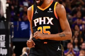 亚博-关于杜兰特回归赛场，逆转首场状态亮眼，G2观众沸腾！的信息