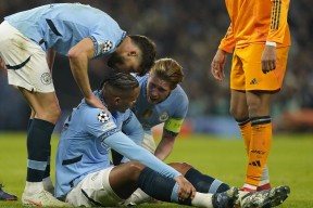 Yabo- 意甲赛程吃紧，西汉姆窗口期强势反弹，引发热议，轮换策略成焦点