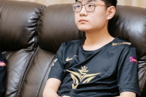 Yabo-关于Rookie回归赛场，精彩发挥首场状态亮眼，拜仁观众沸腾！的信息